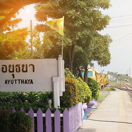 Oyo 465 Krung Kao Traveller Lodge Phra Nakhon Si Ayutthaya Exteriör bild