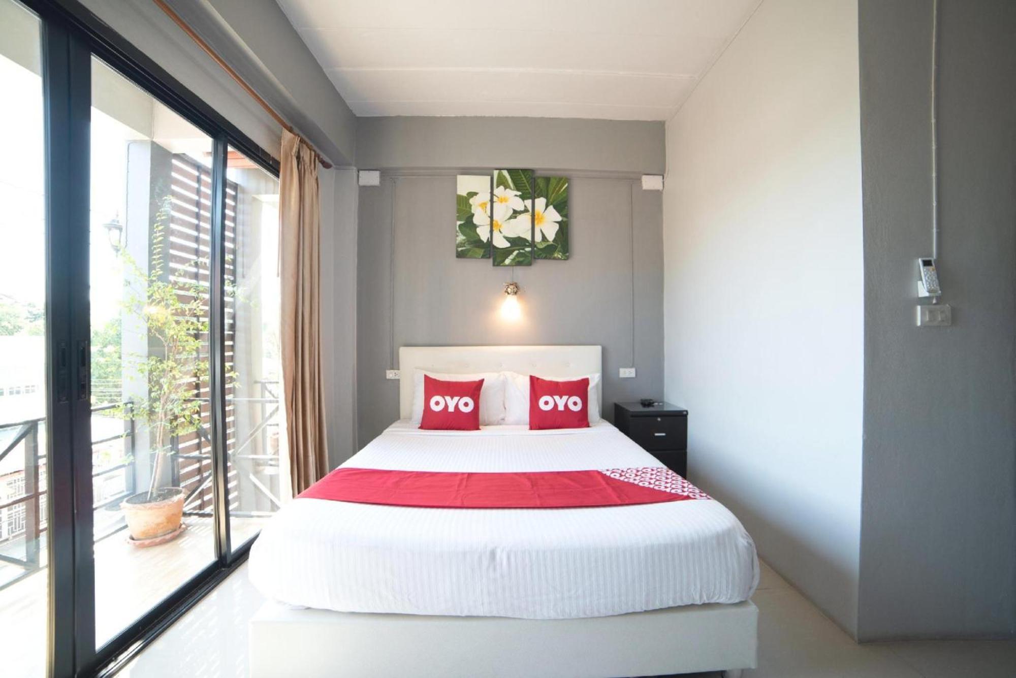 Oyo 465 Krung Kao Traveller Lodge Phra Nakhon Si Ayutthaya Exteriör bild