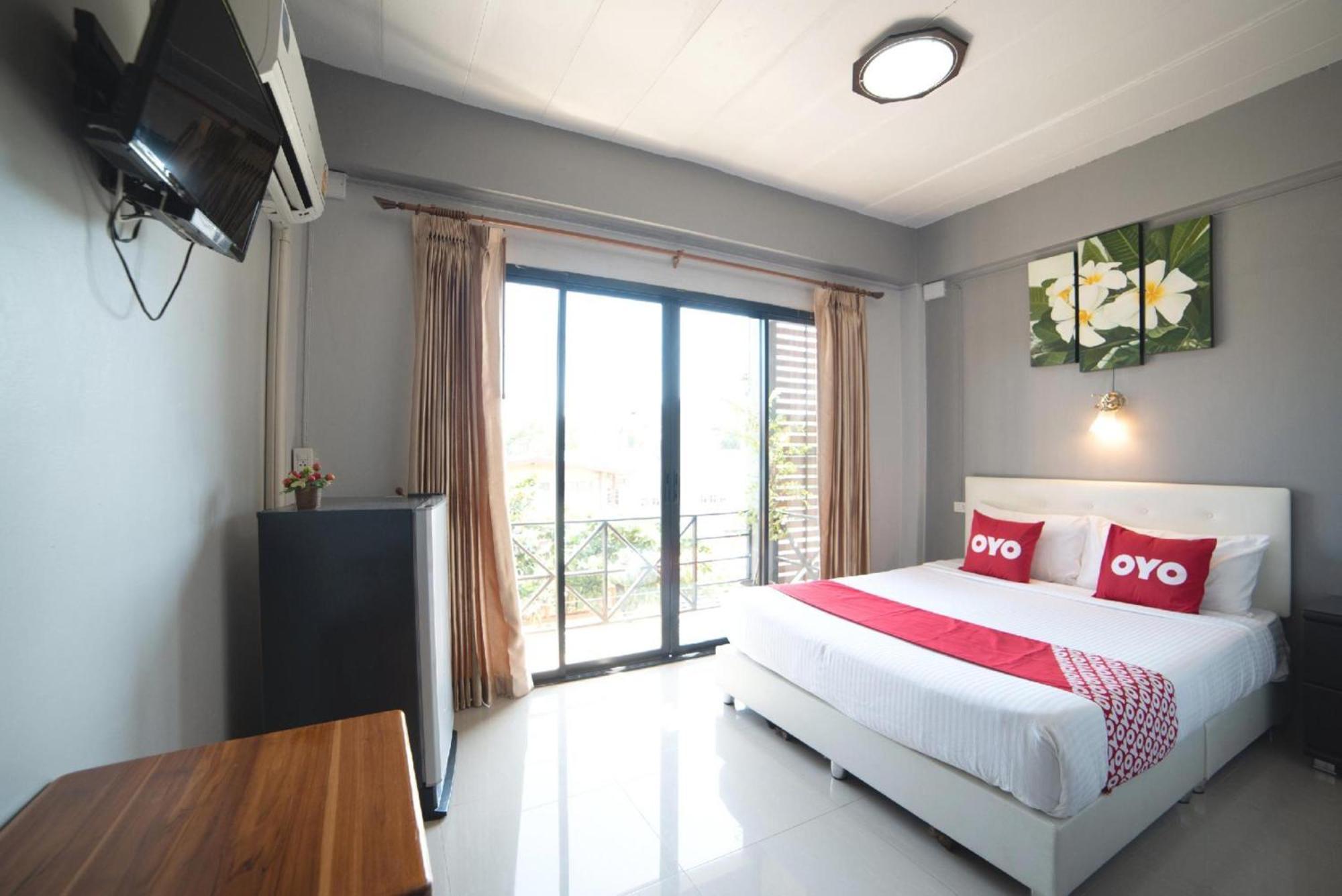 Oyo 465 Krung Kao Traveller Lodge Phra Nakhon Si Ayutthaya Exteriör bild